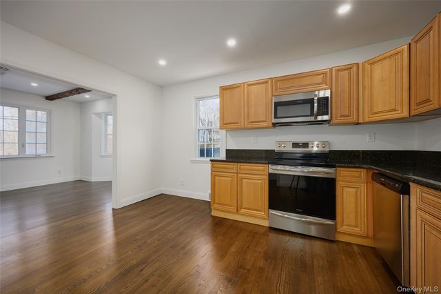 354 Van Wagner Road, Poughkeepsie, NY 12603