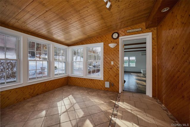 354 Van Wagner Road, Poughkeepsie, NY 12603