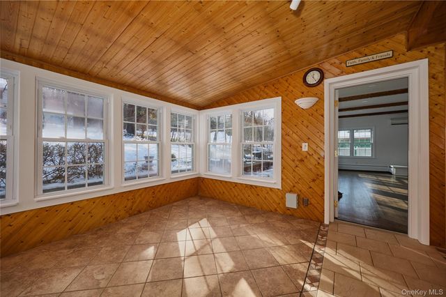 354 Van Wagner Road, Poughkeepsie, NY 12603