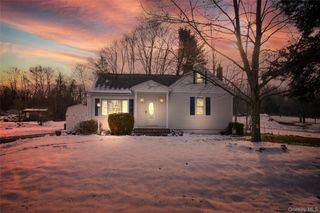 354 Van Wagner Road, Poughkeepsie, NY 12603