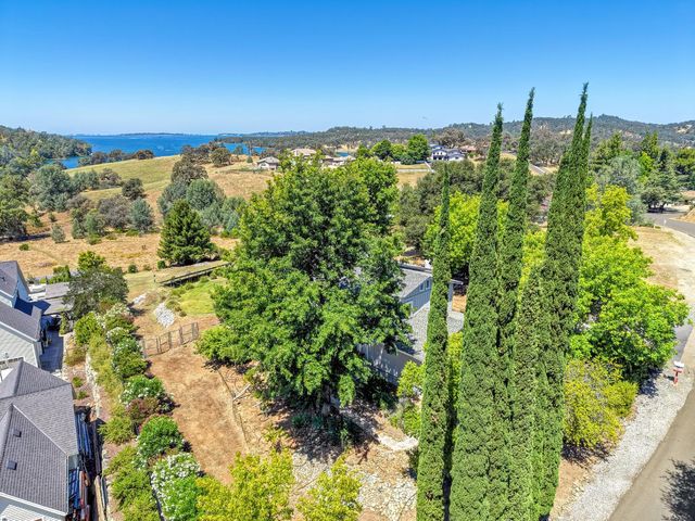 1386 Lakehills Dr, El Dorado Hills, CA 95762