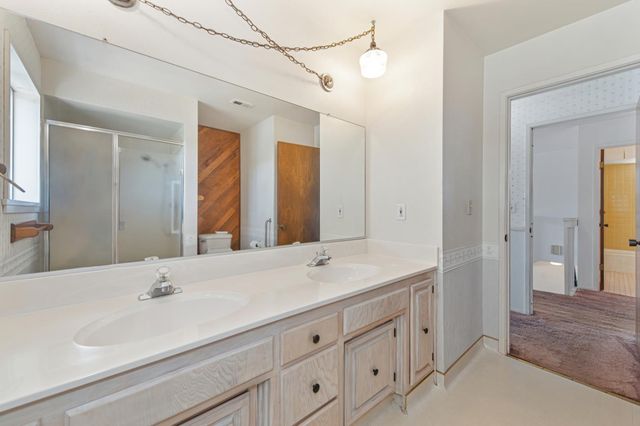 1386 Lakehills Dr, El Dorado Hills, CA 95762