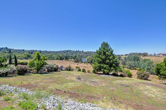 1386 Lakehills Dr, El Dorado Hills, CA 95762