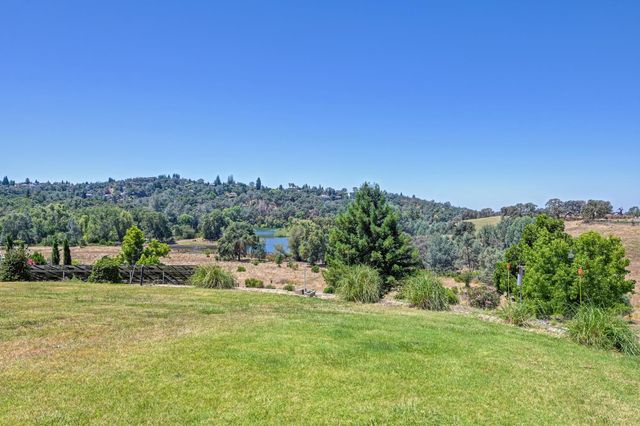 1386 Lakehills Dr, El Dorado Hills, CA 95762