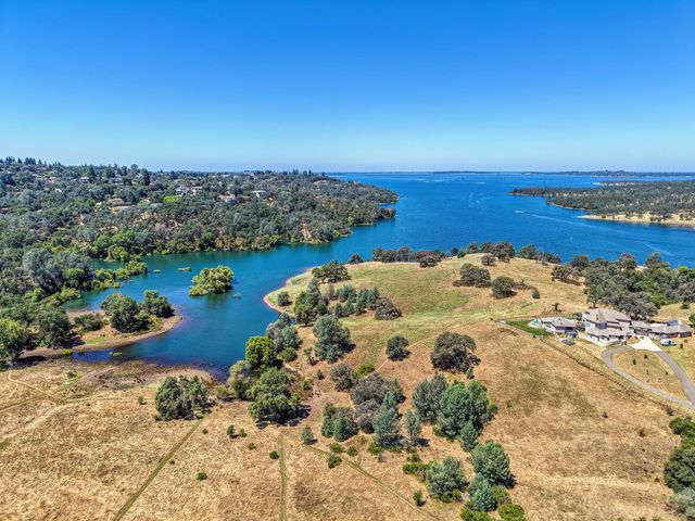 1386 Lakehills Dr, El Dorado Hills, CA 95762