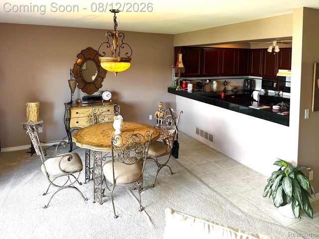 4932 Lake Point Drive, Waterford Charter Township, MI 48329