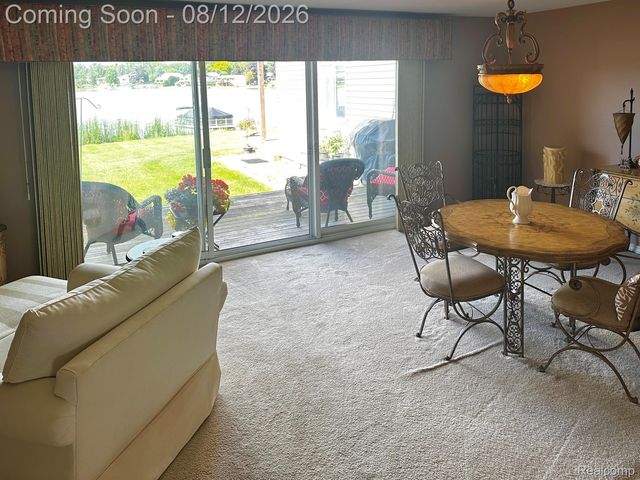4932 Lake Point Drive, Waterford Charter Township, MI 48329