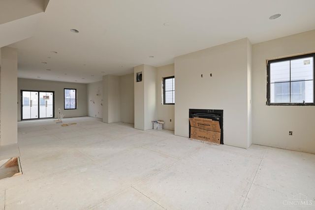 4236 Parkview Drive, Blue Ash, OH 45242