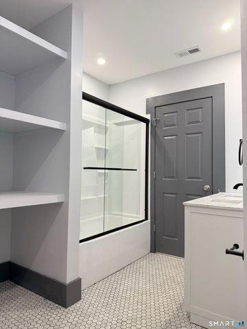 134 Hubinger Street 3, New Haven, CT 06511