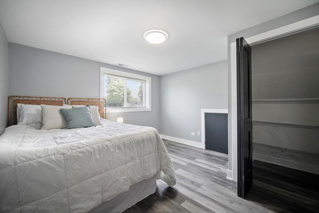10403 Barnard Drive, Chicago Ridge, IL 60415