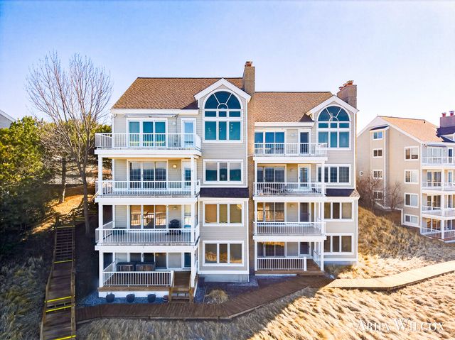 736 Spyglass Hill 27, Holland, MI 49424