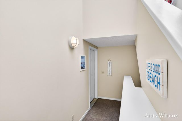 736 Spyglass Hill 27, Holland, MI 49424