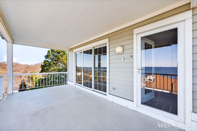 736 Spyglass Hill 27, Holland, MI 49424