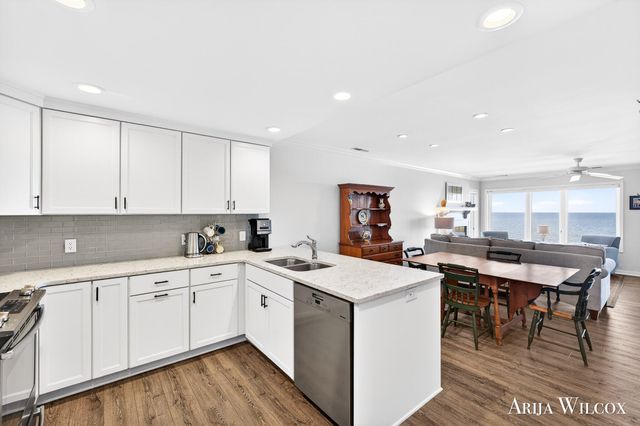 736 Spyglass Hill 27, Holland, MI 49424