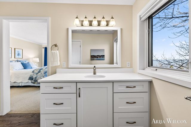 736 Spyglass Hill 27, Holland, MI 49424