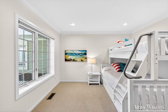 736 Spyglass Hill 27, Holland, MI 49424