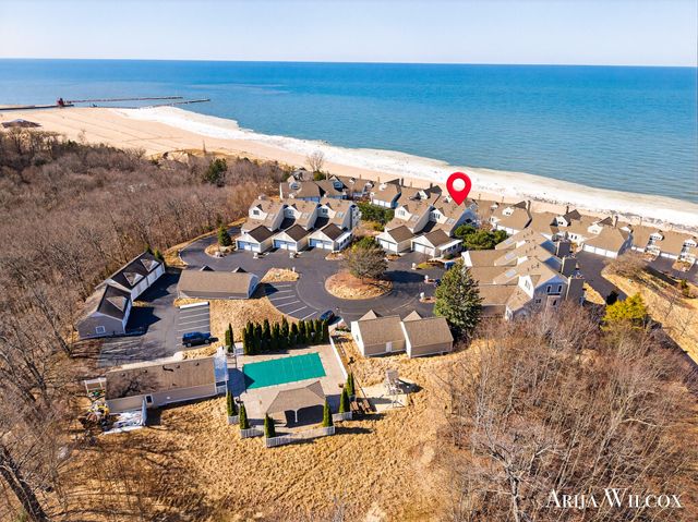 736 Spyglass Hill 27, Holland, MI 49424