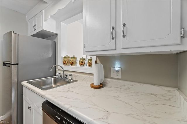 9610 Selby Place PL, Norfolk, VA 23503