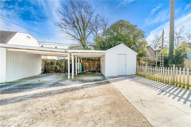 9610 Selby Place PL, Norfolk, VA 23503