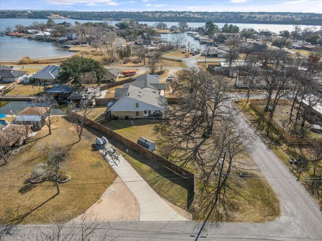 4309 Davis Road, Granbury, TX 76049