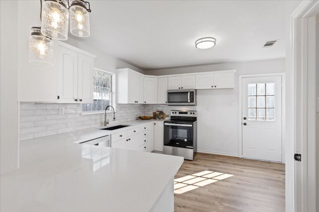 4309 Davis Road, Granbury, TX 76049