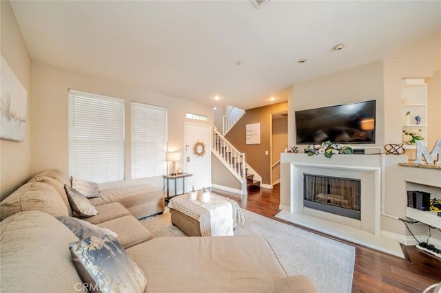 549 W Summerfield, Anaheim, CA 92802