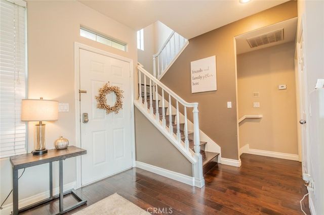 549 W Summerfield, Anaheim, CA 92802