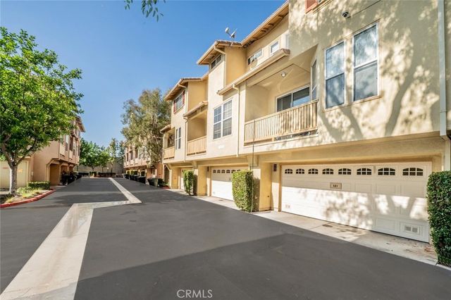 549 W Summerfield, Anaheim, CA 92802