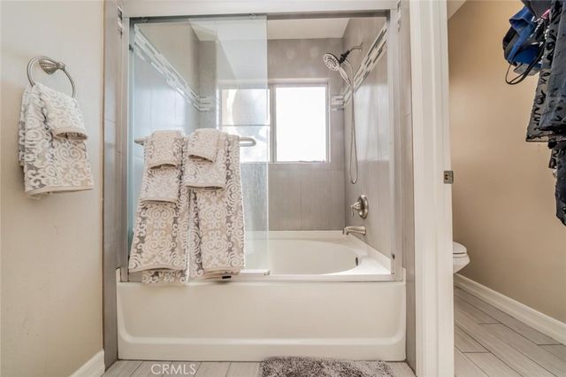 549 W Summerfield, Anaheim, CA 92802