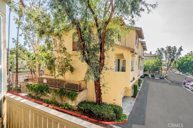 549 W Summerfield, Anaheim, CA 92802