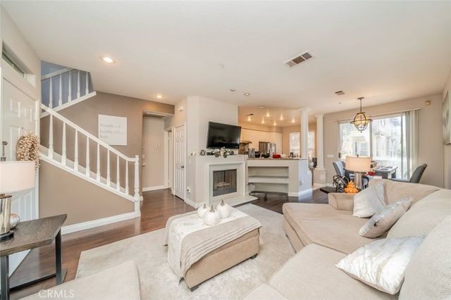 549 W Summerfield, Anaheim, CA 92802