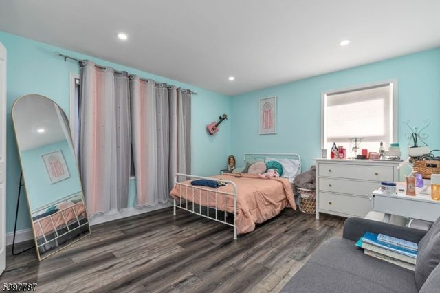 126 N 13Th St, Kenilworth Boro, NJ 07033