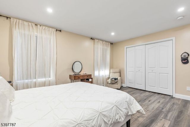 126 N 13Th St, Kenilworth Boro, NJ 07033