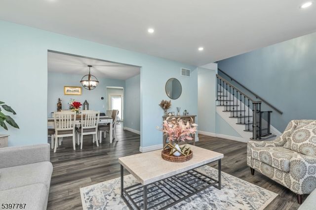 126 N 13Th St, Kenilworth Boro, NJ 07033