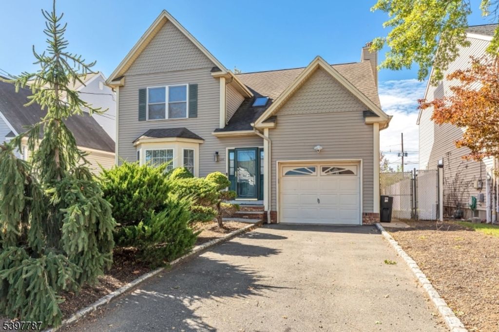 126 N 13Th St, Kenilworth Boro, NJ 07033