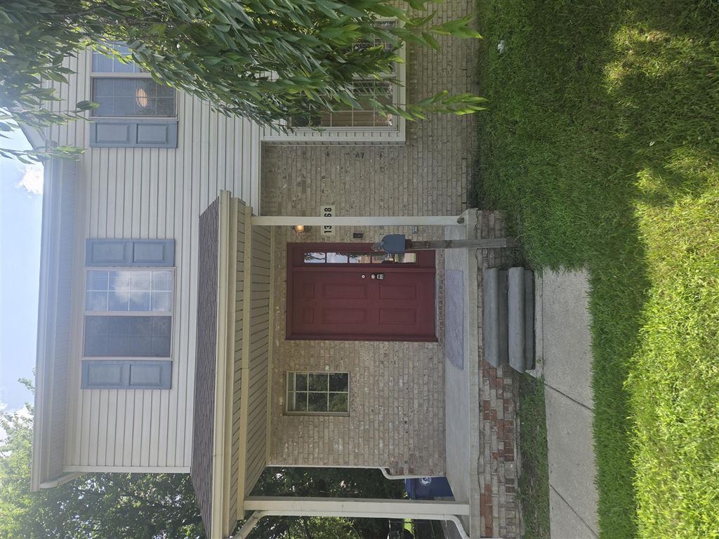 13968 Inkster Road, Redford, MI 48239