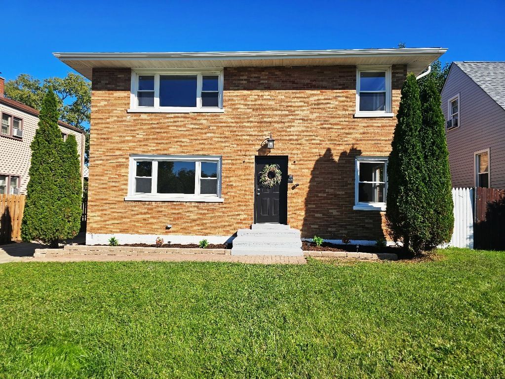 125 S Addison Road, Addison, IL 60101 — exterior