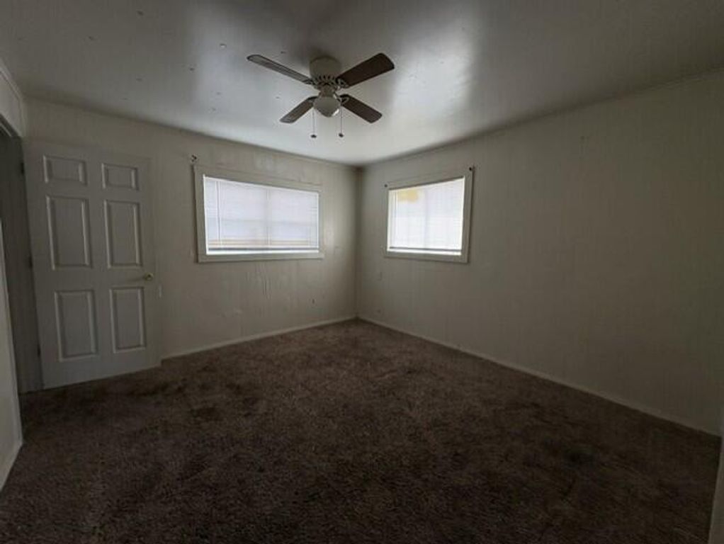 Image 6 of property listing at 2927 San Antonio Street, San Angelo, TX 76901