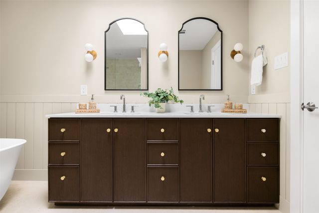 7335 Debbe Drive, Dallas, TX 75252