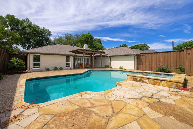 7335 Debbe Drive, Dallas, TX 75252