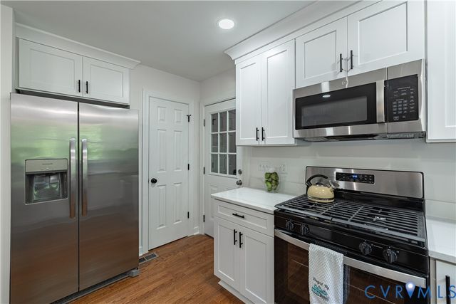 11403 Pineridge Ln, Midlothian, VA 23114