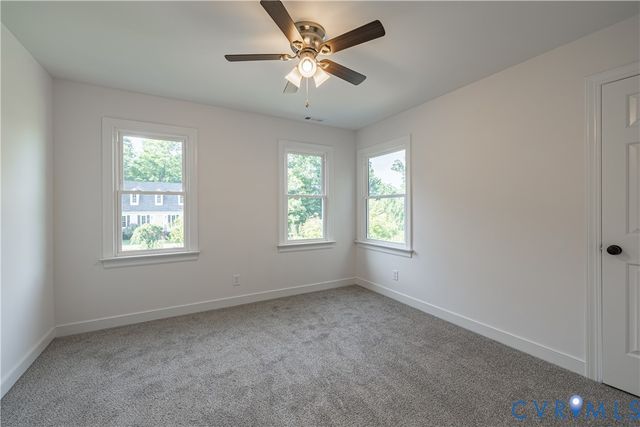 11403 Pineridge Ln, Midlothian, VA 23114