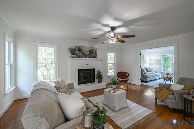 11403 Pineridge Ln, Midlothian, VA 23114