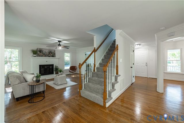 11403 Pineridge Ln, Midlothian, VA 23114