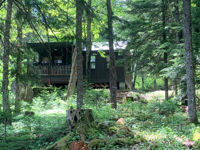 505 River Road, Pittsburg, NH 03592