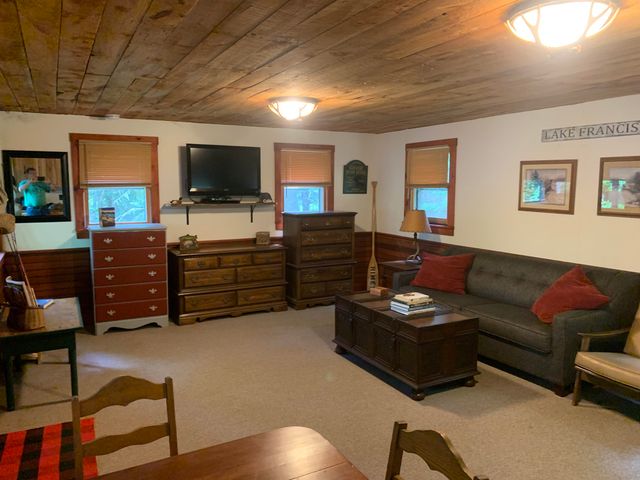 505 River Road, Pittsburg, NH 03592