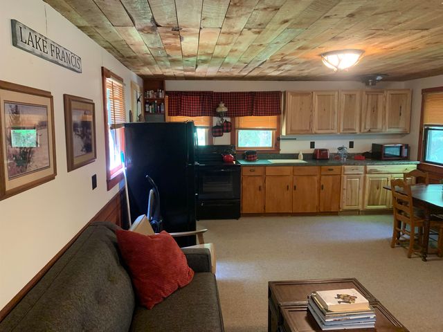 505 River Road, Pittsburg, NH 03592