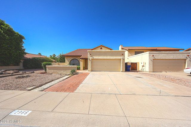 2966 W COMSTOCK Drive, Chandler, AZ 85224