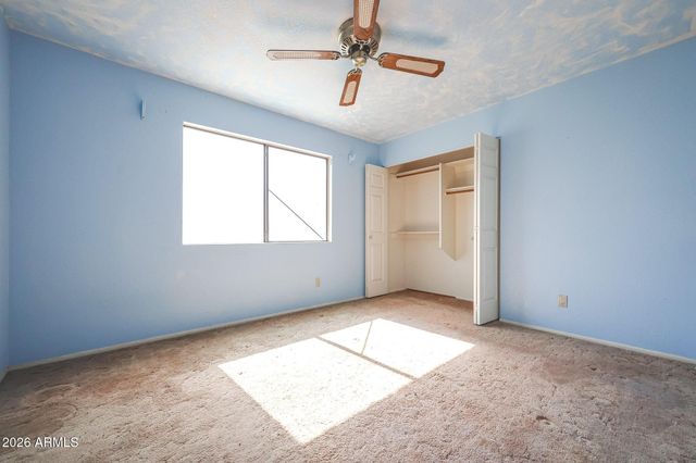 2966 W COMSTOCK Drive, Chandler, AZ 85224