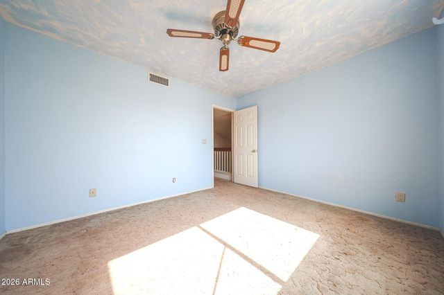 2966 W COMSTOCK Drive, Chandler, AZ 85224